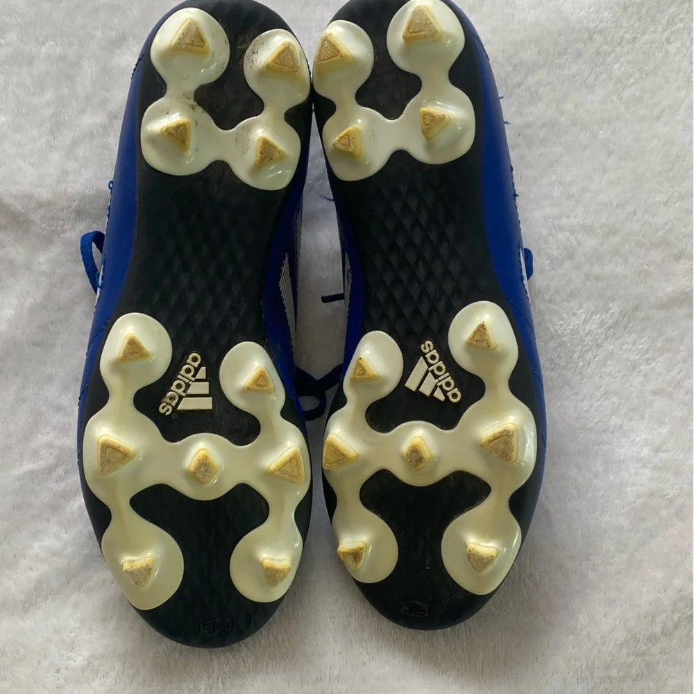 Adidas Soccer Shoes Boys Size 5 Color Blue - Picture 6 of 9